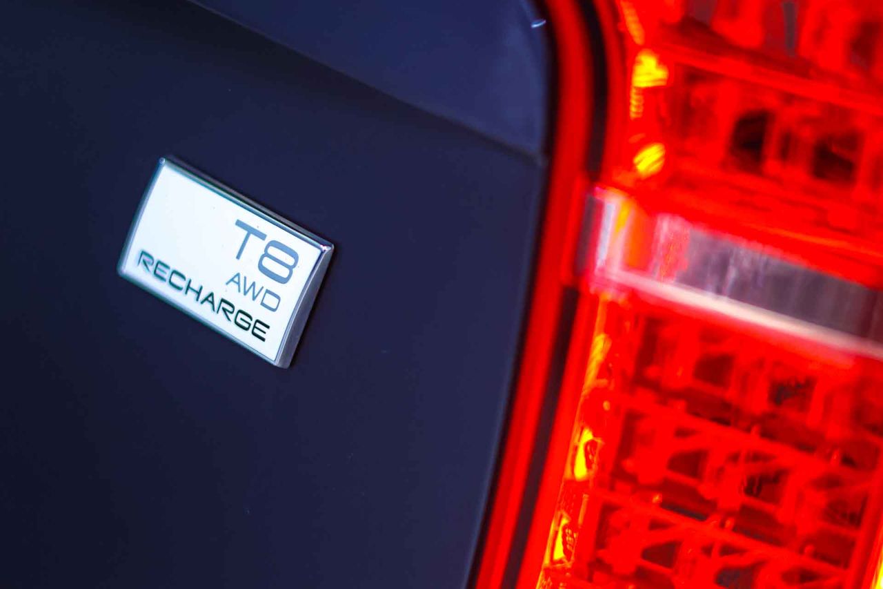 Volvo XC90 2.0 T8 AWD Recharge R-Design Auto **Techo panorámico** 7 Plazas - Foto 16