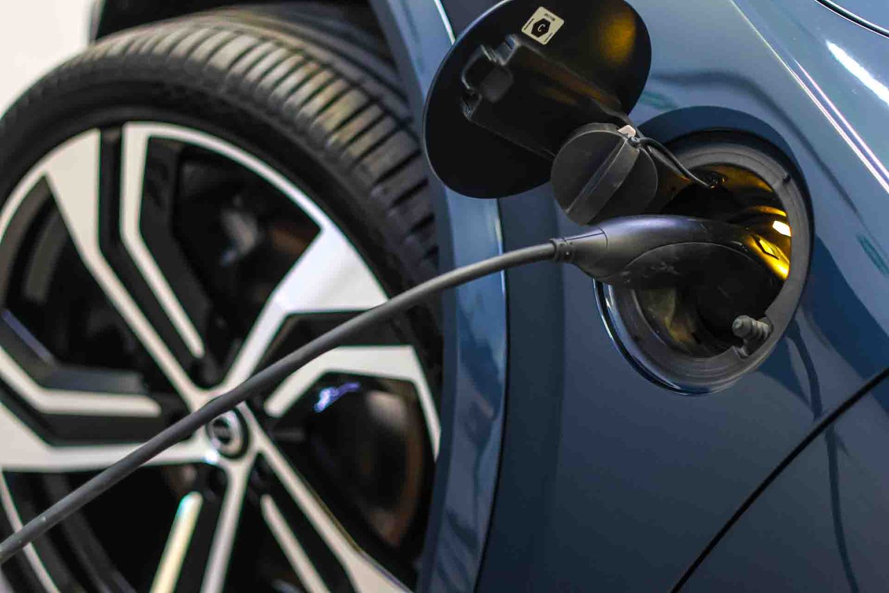 Volvo XC90 2.0 T8 AWD Recharge R-Design Auto **Techo panorámico** 7 Plazas - Foto 13