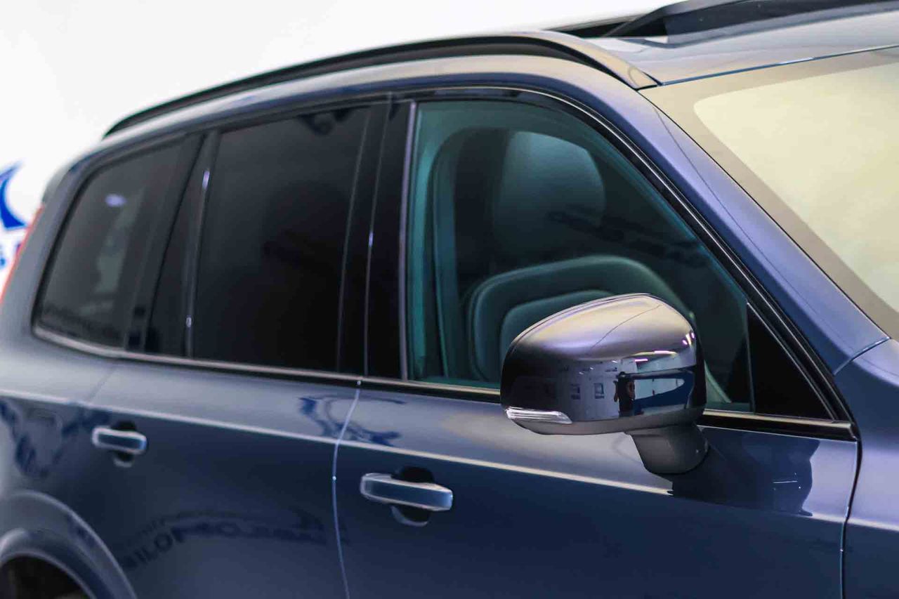 Volvo XC90 2.0 T8 AWD Recharge R-Design Auto **Techo panorámico** 7 Plazas - Foto 23
