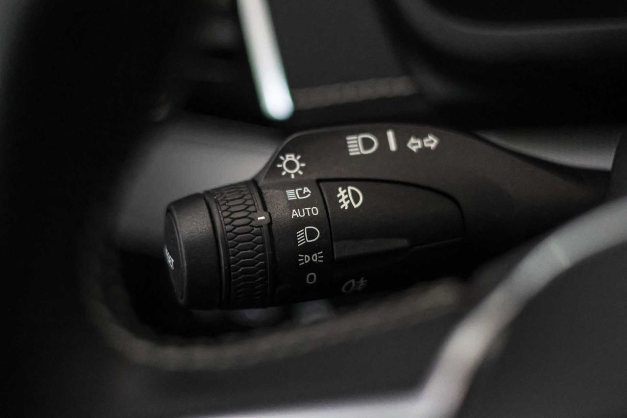 Volvo XC90 2.0 T8 AWD Recharge R-Design Auto **Techo panorámico** 7 Plazas - Foto 41