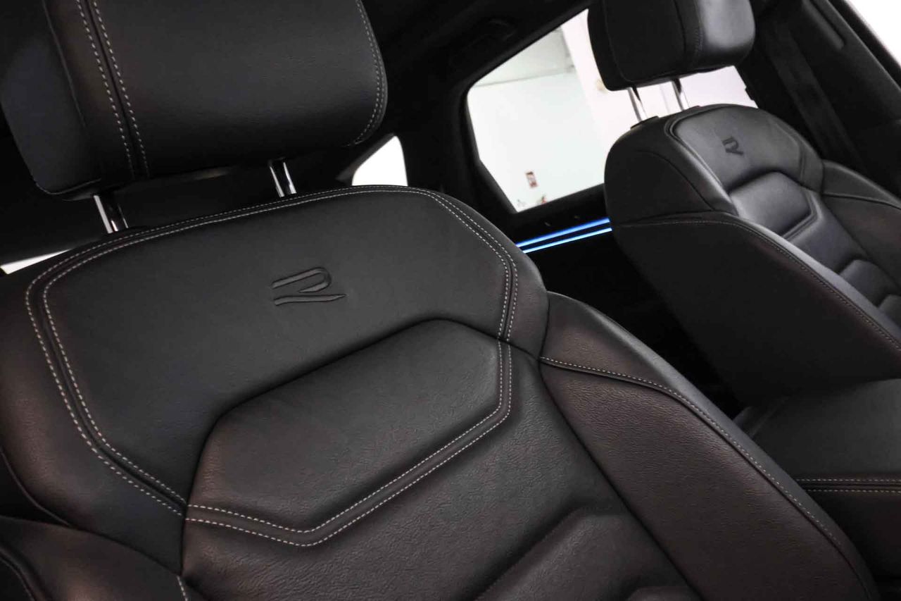 Volkswagen Touareg R 3.0 V6 TSI 340kW Tip 4M **Techo panorámico** - Foto 26