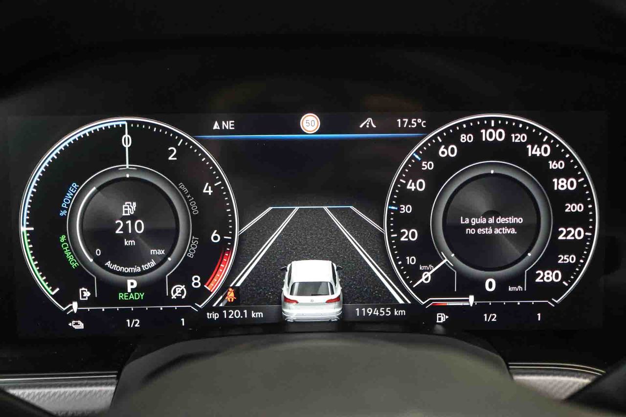 Volkswagen Touareg R 3.0 V6 TSI 340kW Tip 4M **Techo panorámico** - Foto 24