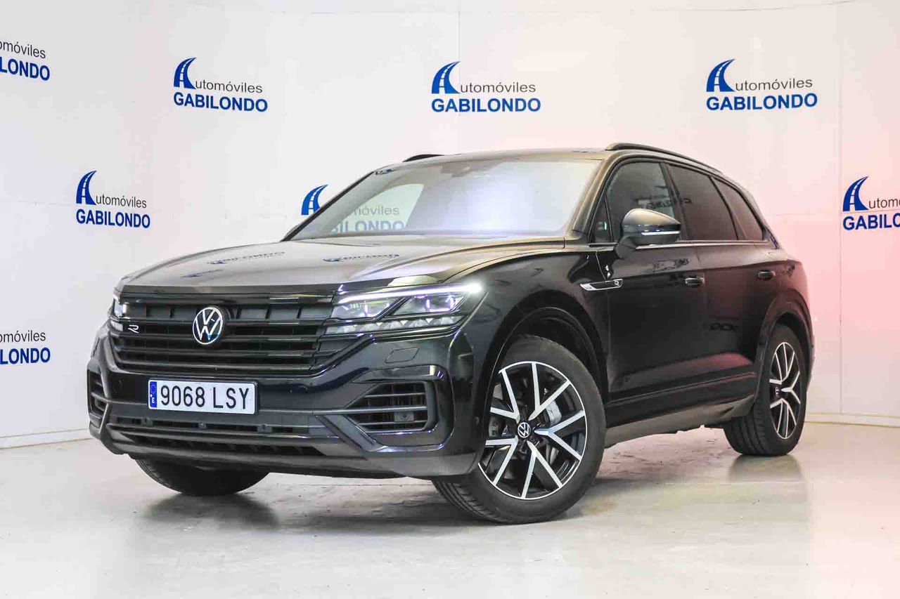 Volkswagen Touareg R 3.0 V6 TSI 340kW Tip 4M **Techo panorámico** - Foto 10