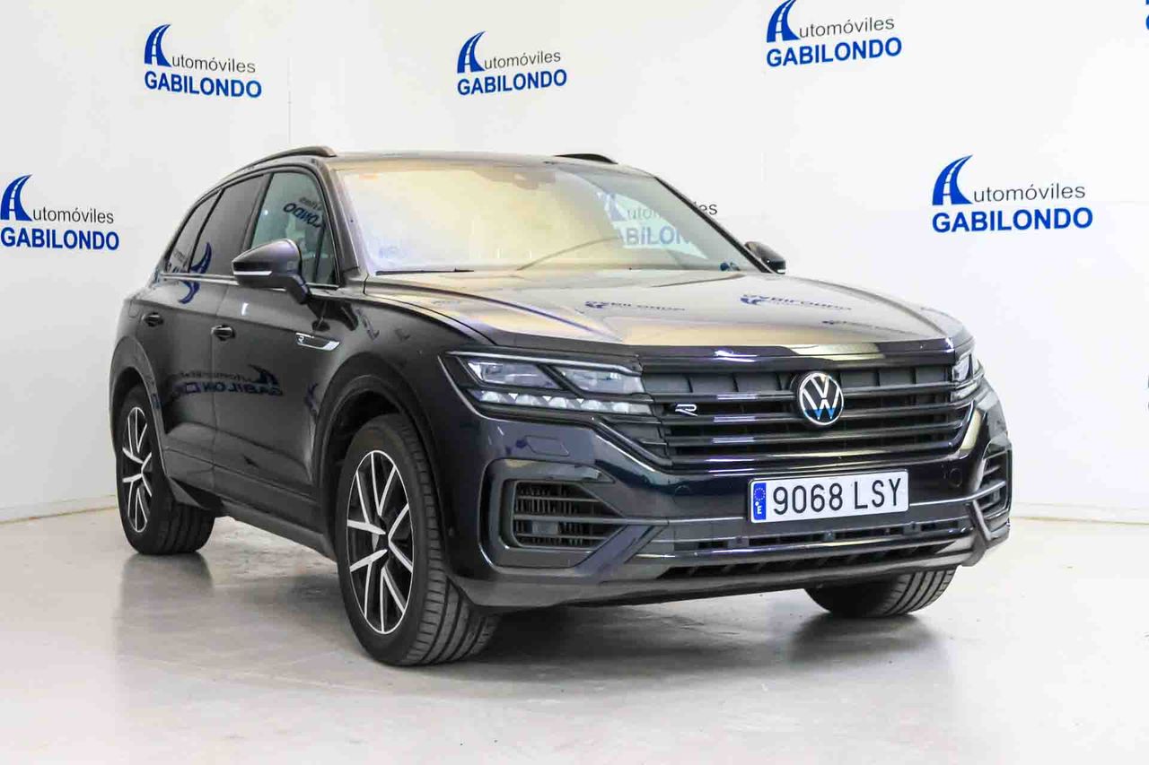 Volkswagen Touareg R 3.0 V6 TSI 340kW Tip 4M **Techo panorámico** - Foto 4