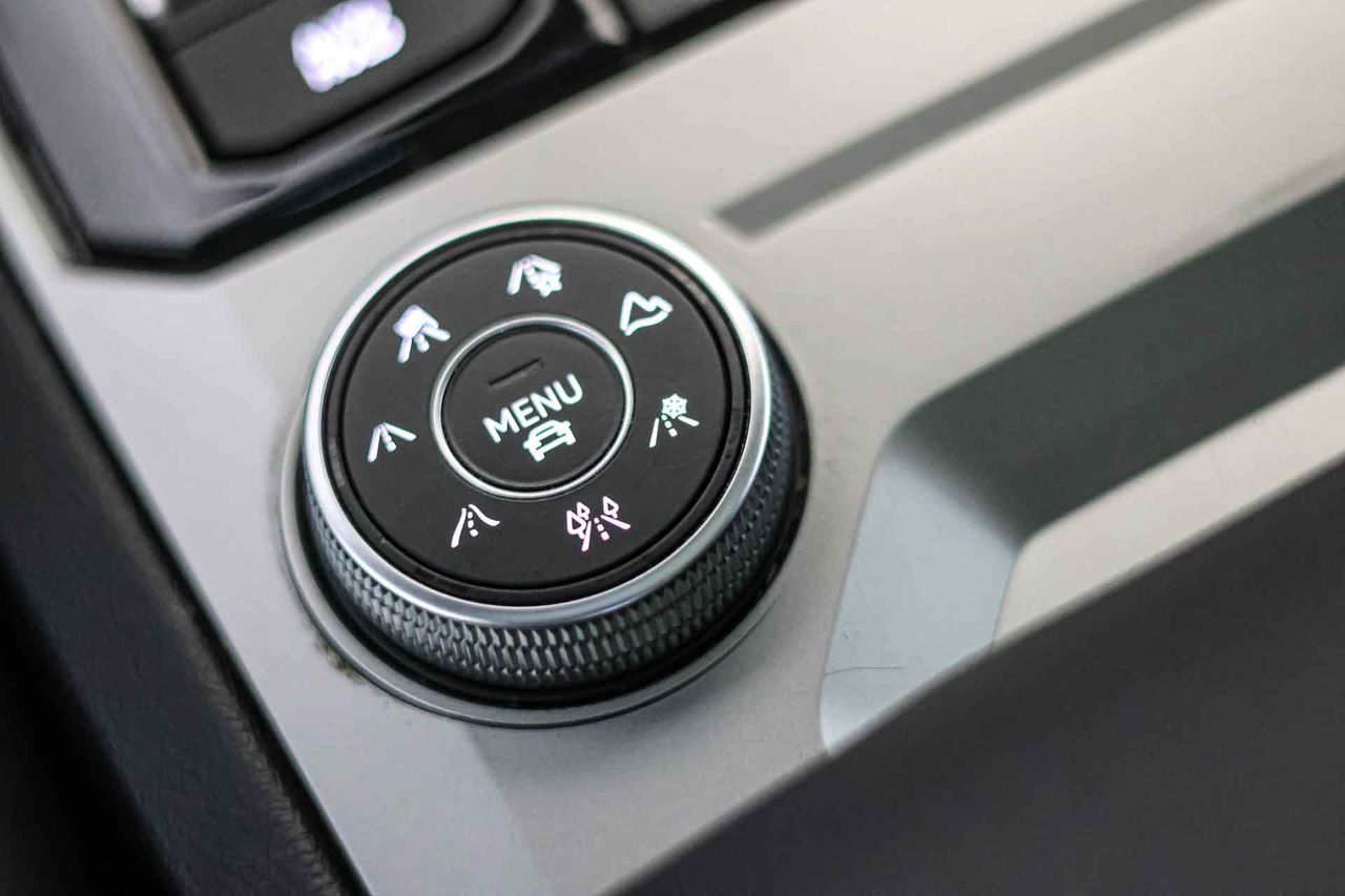 Volkswagen Touareg R 3.0 V6 TSI 340kW Tip 4M **Techo panorámico** - Foto 49