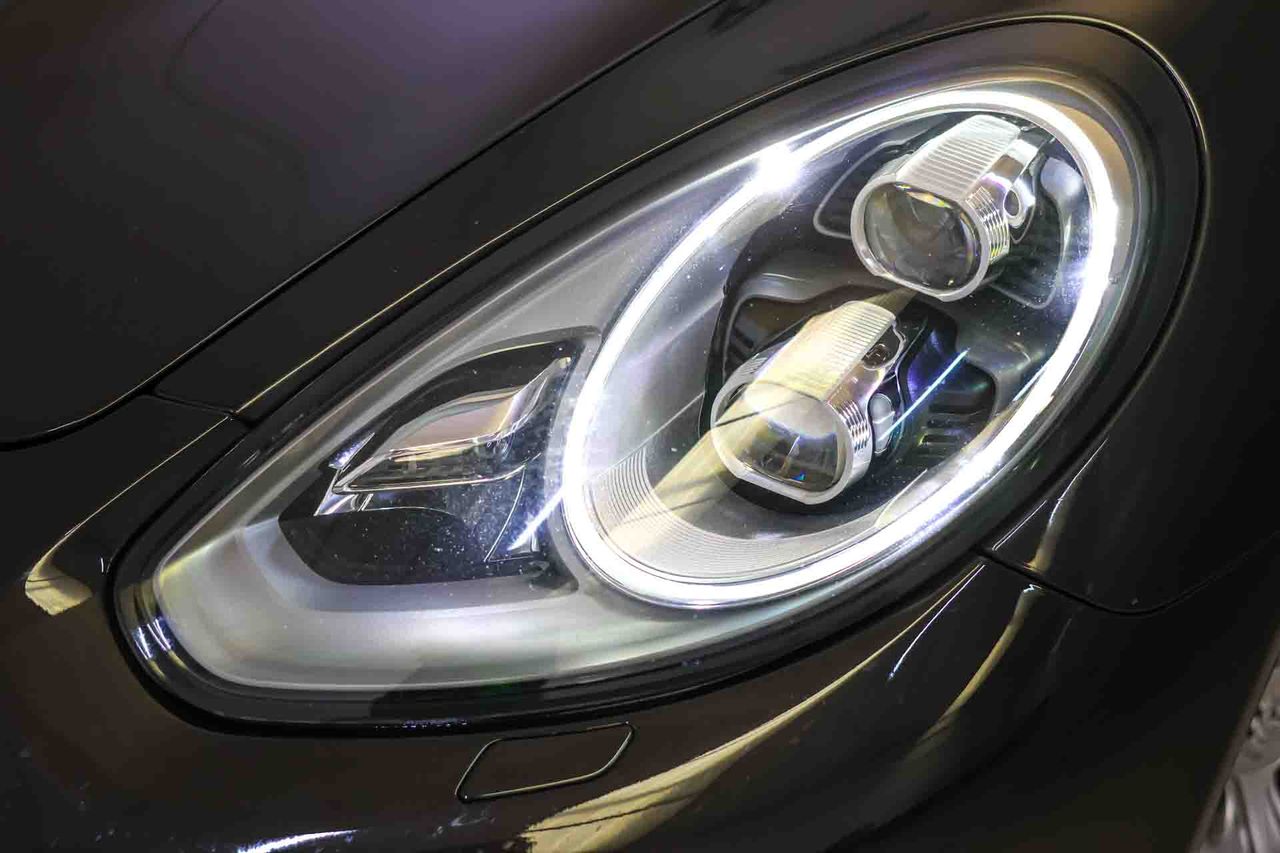 Porsche Panamera 3.0 4S **Techo solar** - Foto 17
