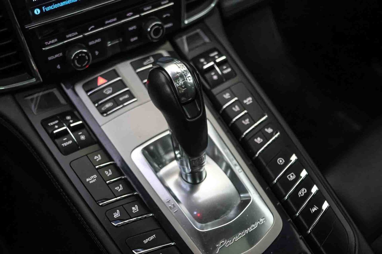 Porsche Panamera 3.0 4S **Techo solar** - Foto 26