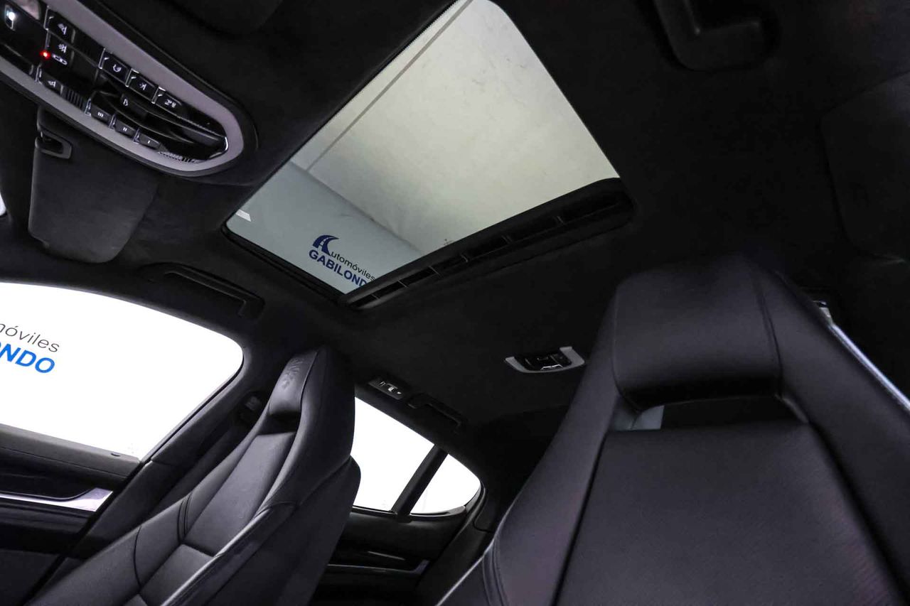 Porsche Panamera 3.0 4S **Techo solar** - Foto 33