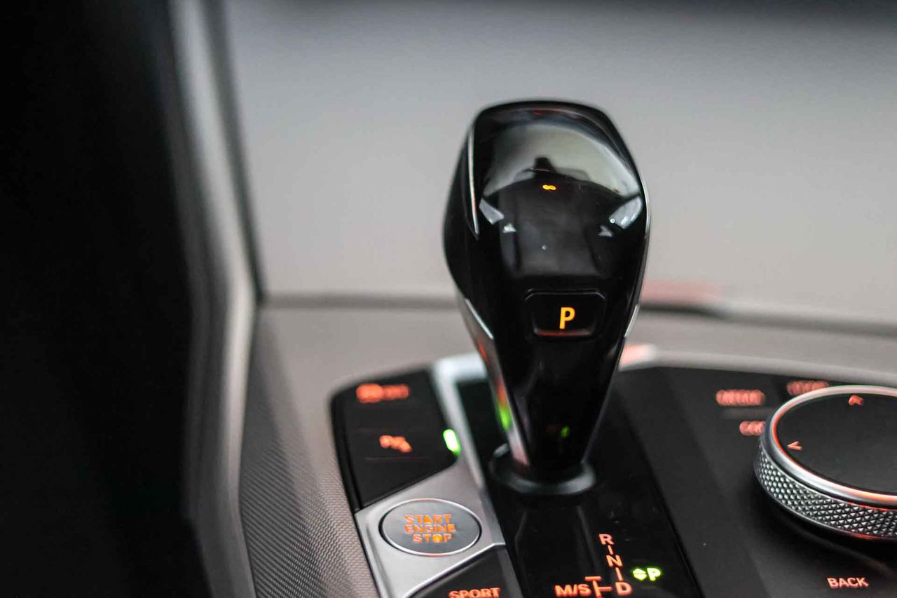 BMW Serie 3 318d Auto.Touring - Foto 49