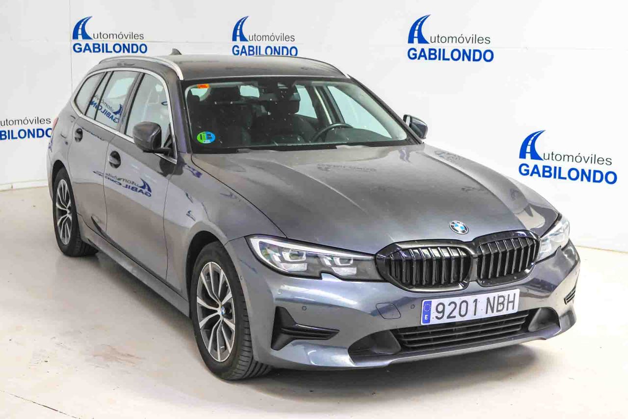 BMW Serie 3 318d Auto.Touring - Foto 4