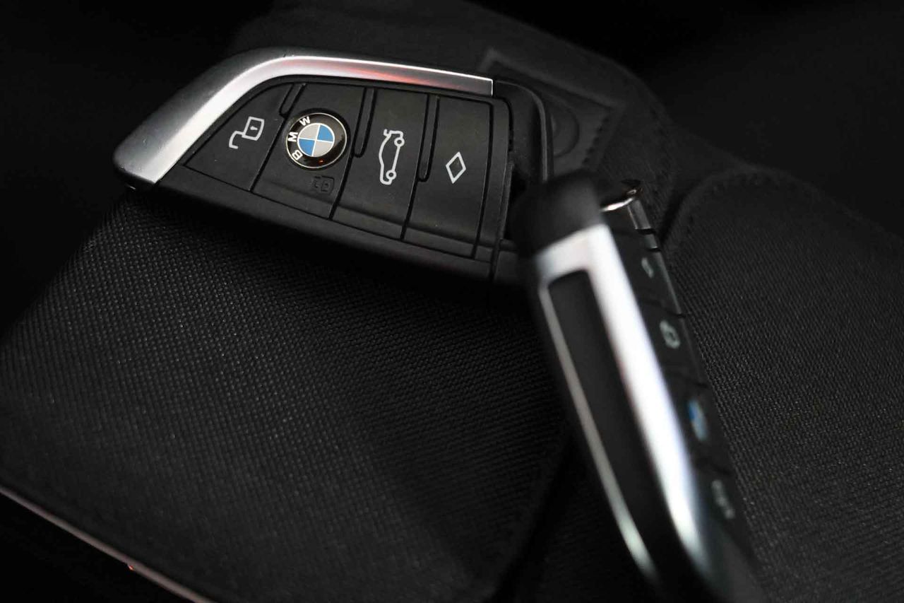 BMW Serie 3 318d Auto.Touring - Foto 30