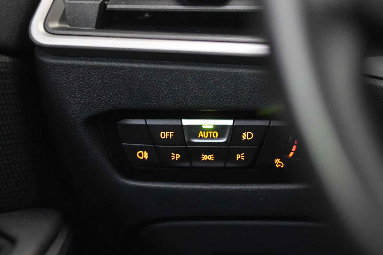 BMW Serie 3 318d Auto.Touring - Foto 38