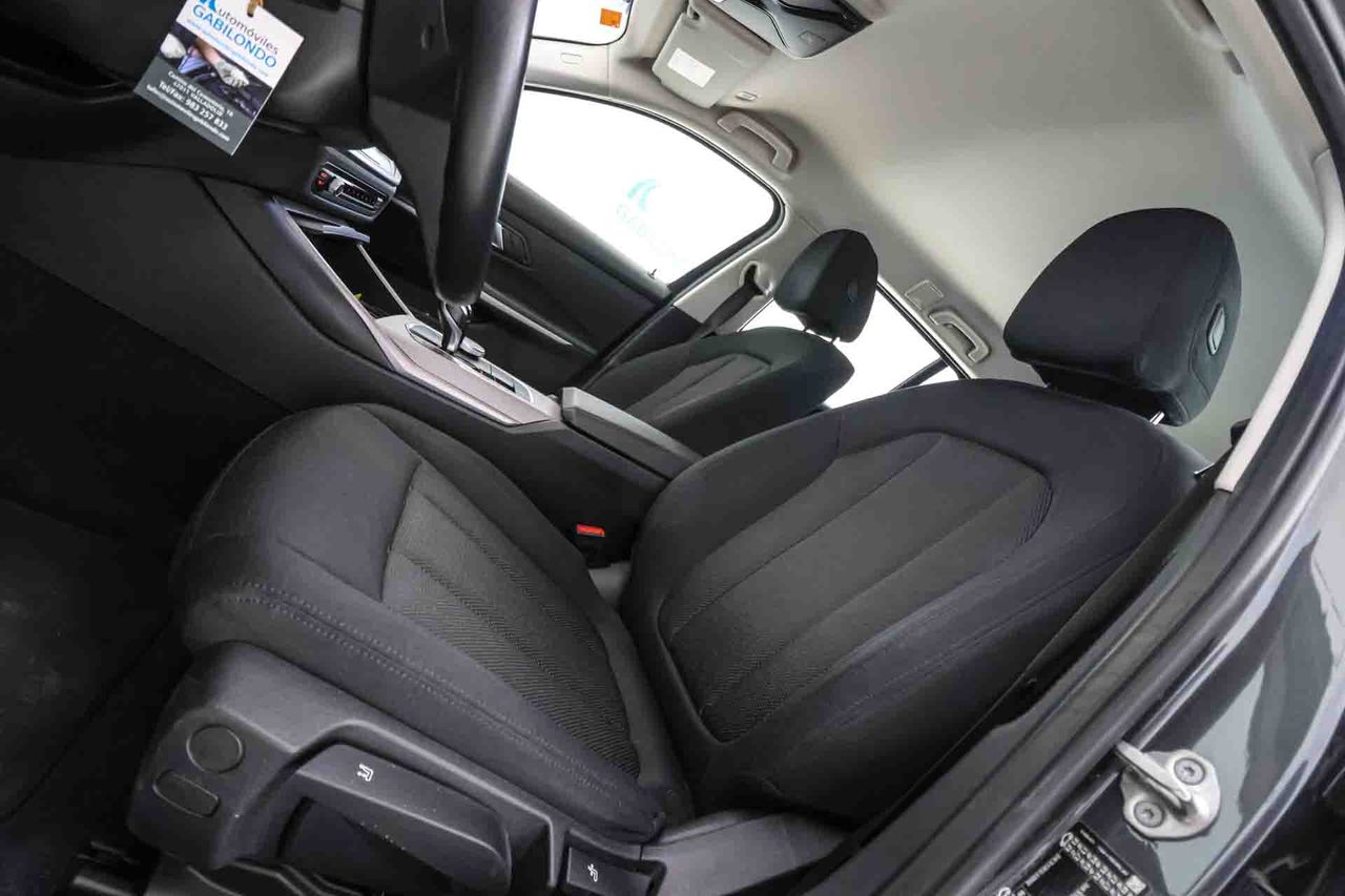 BMW Serie 3 318d Auto.Touring - Foto 14