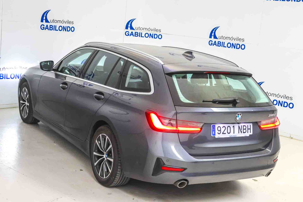 BMW Serie 3 318d Auto.Touring - Foto 12