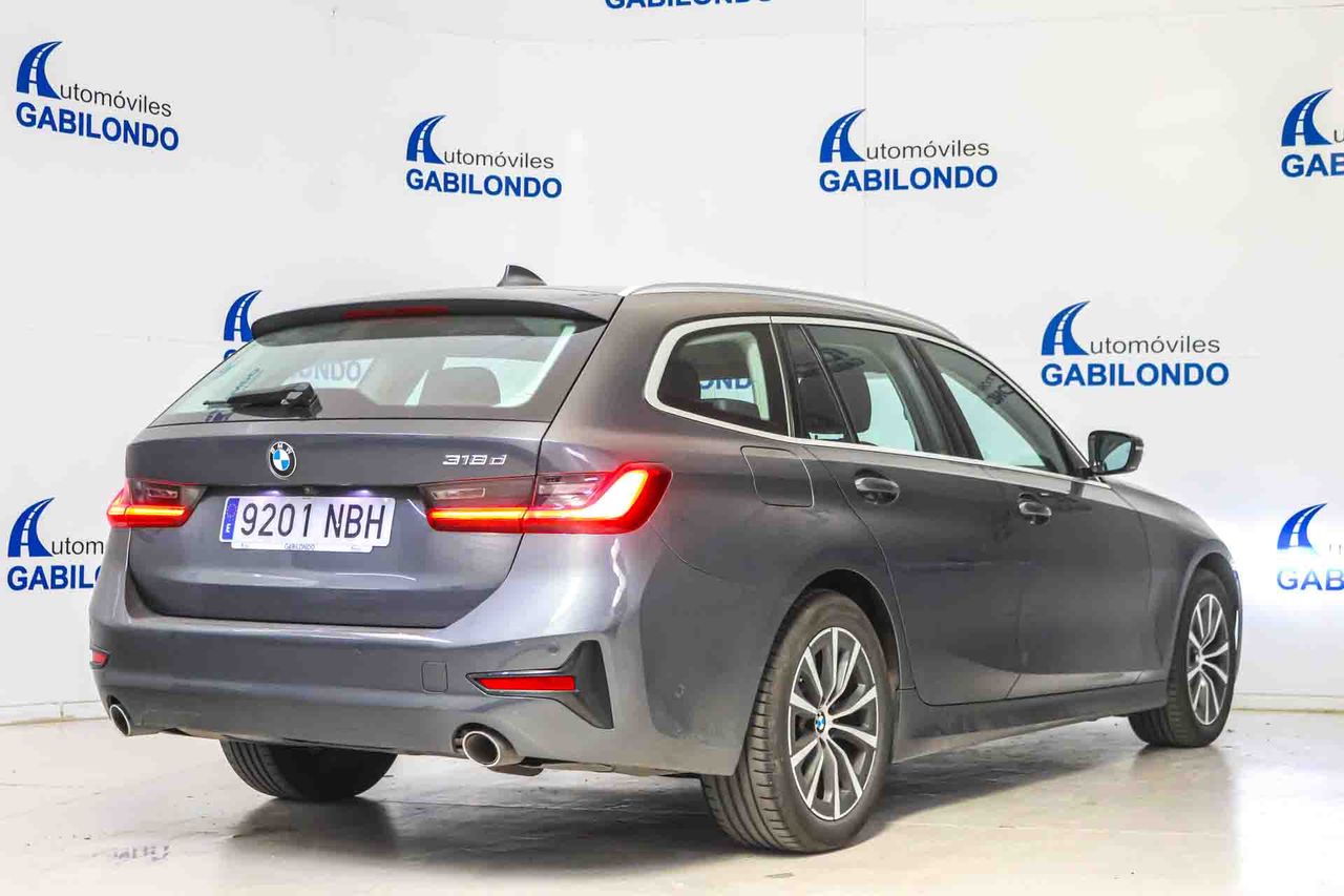 BMW Serie 3 318d Auto.Touring - Foto 10