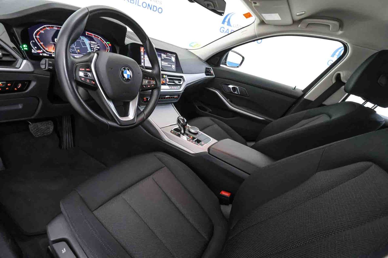BMW Serie 3 318d Auto.Touring - Foto 33