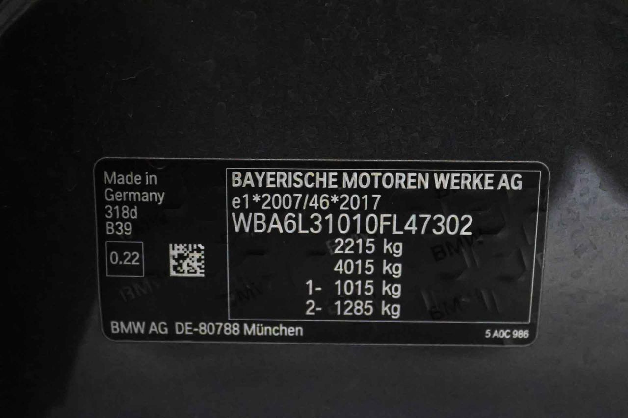 BMW Serie 3 318d Auto.Touring - Foto 8