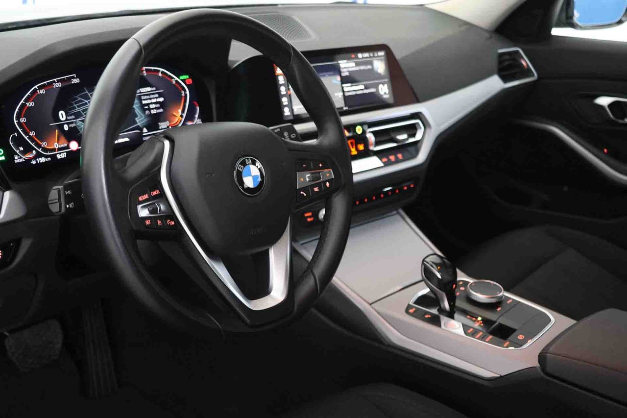BMW Serie 3 318d Auto.Touring - Foto 6