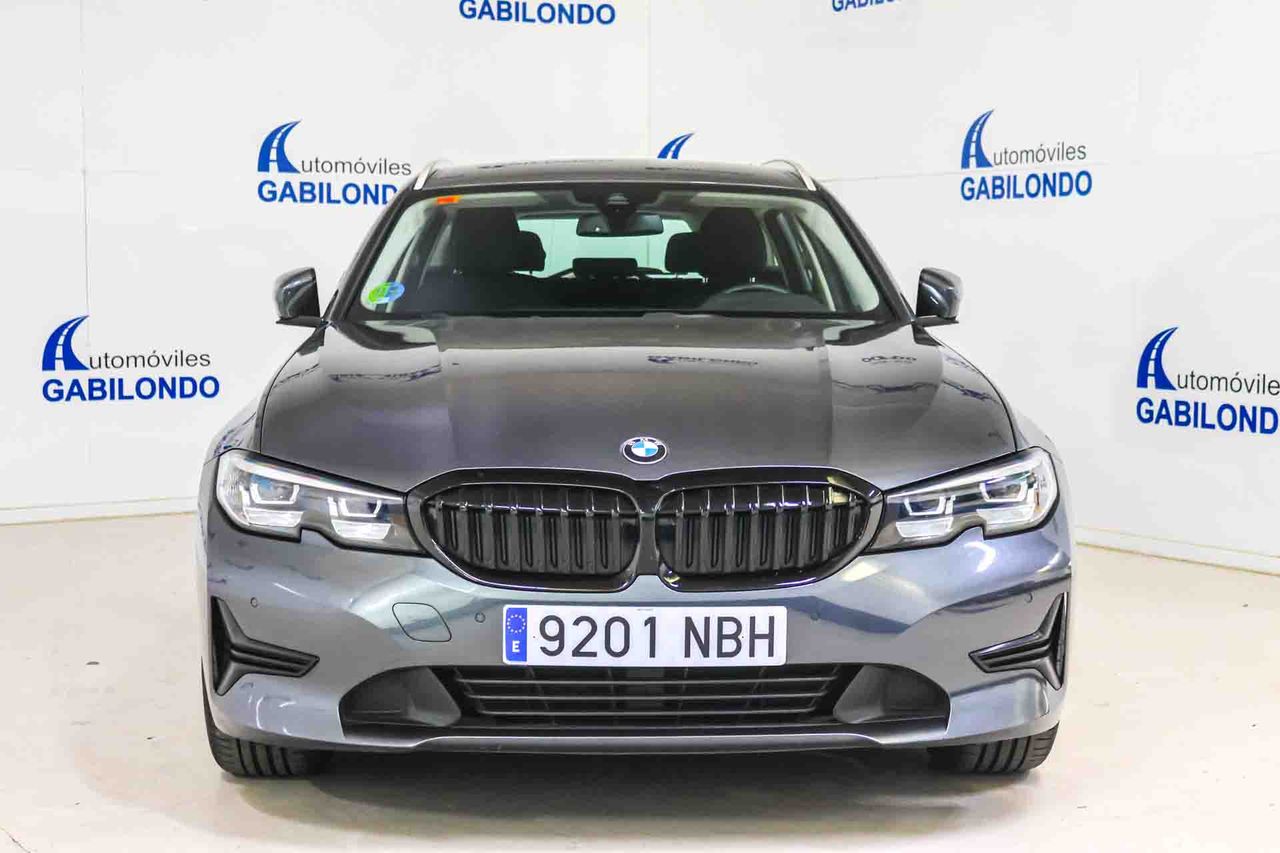 BMW Serie 3 318d Auto.Touring - Foto 3