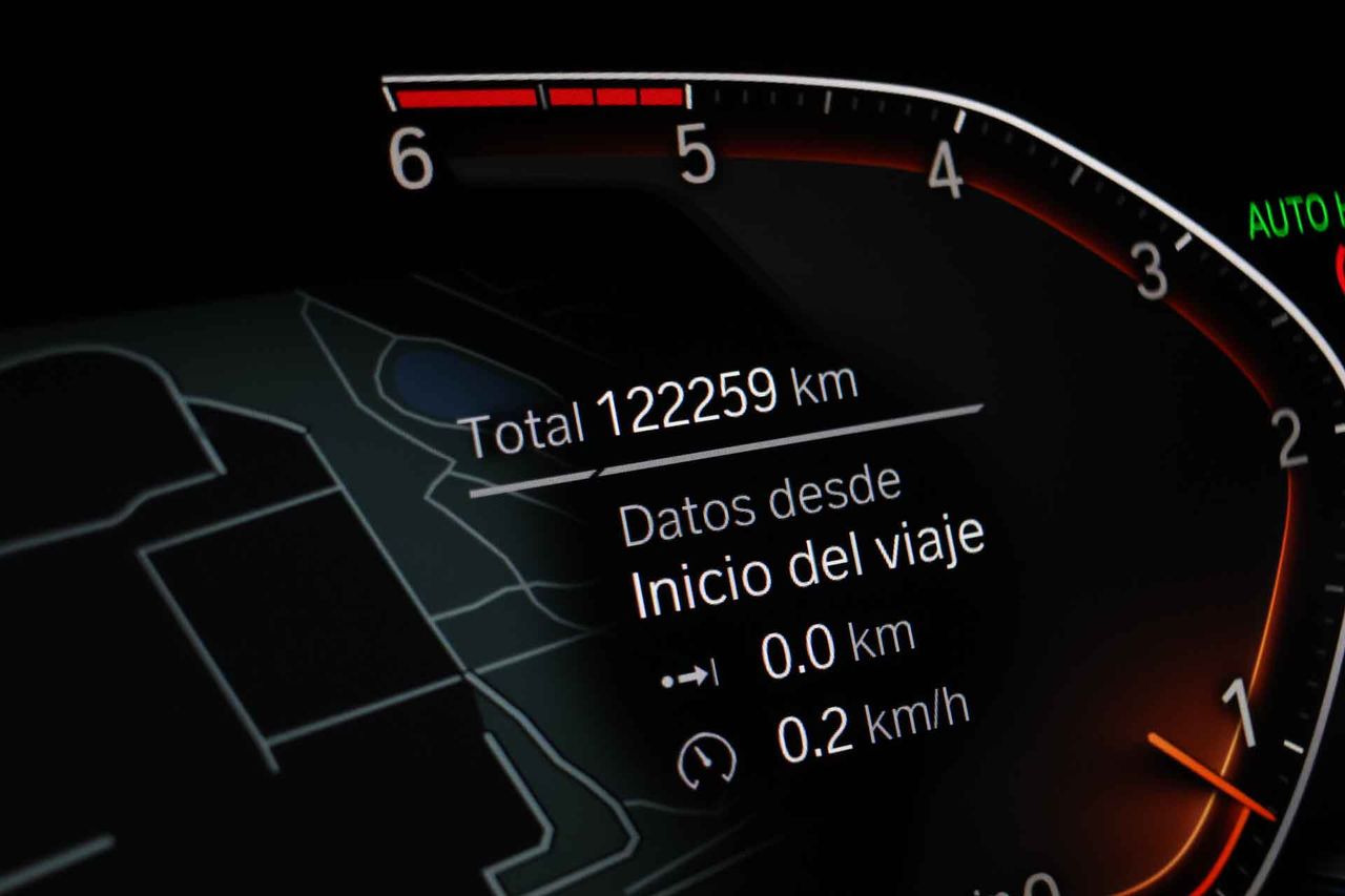 BMW Serie 3 318d Auto.Touring - Foto 7