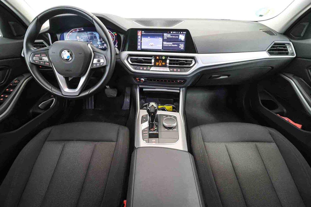 BMW Serie 3 318d Auto.Touring - Foto 17