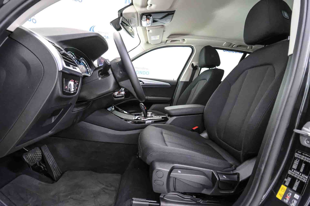 BMW X3 xDrive30e - Foto 31