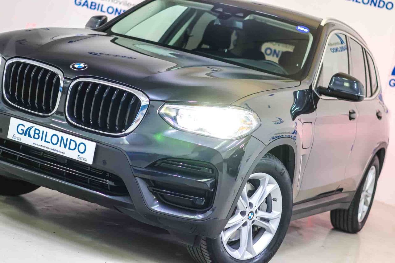 BMW X3 xDrive30e - Foto 28