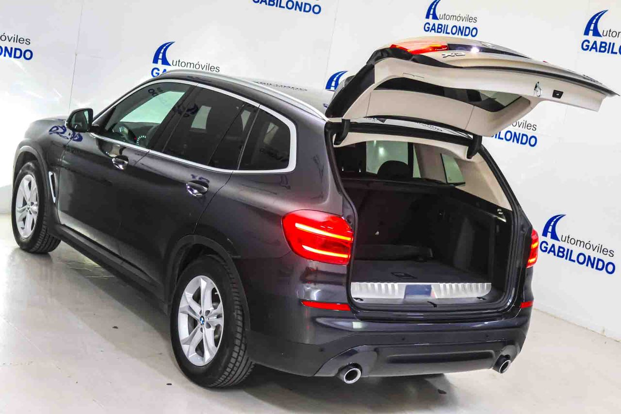 BMW X3 xDrive30e - Foto 24
