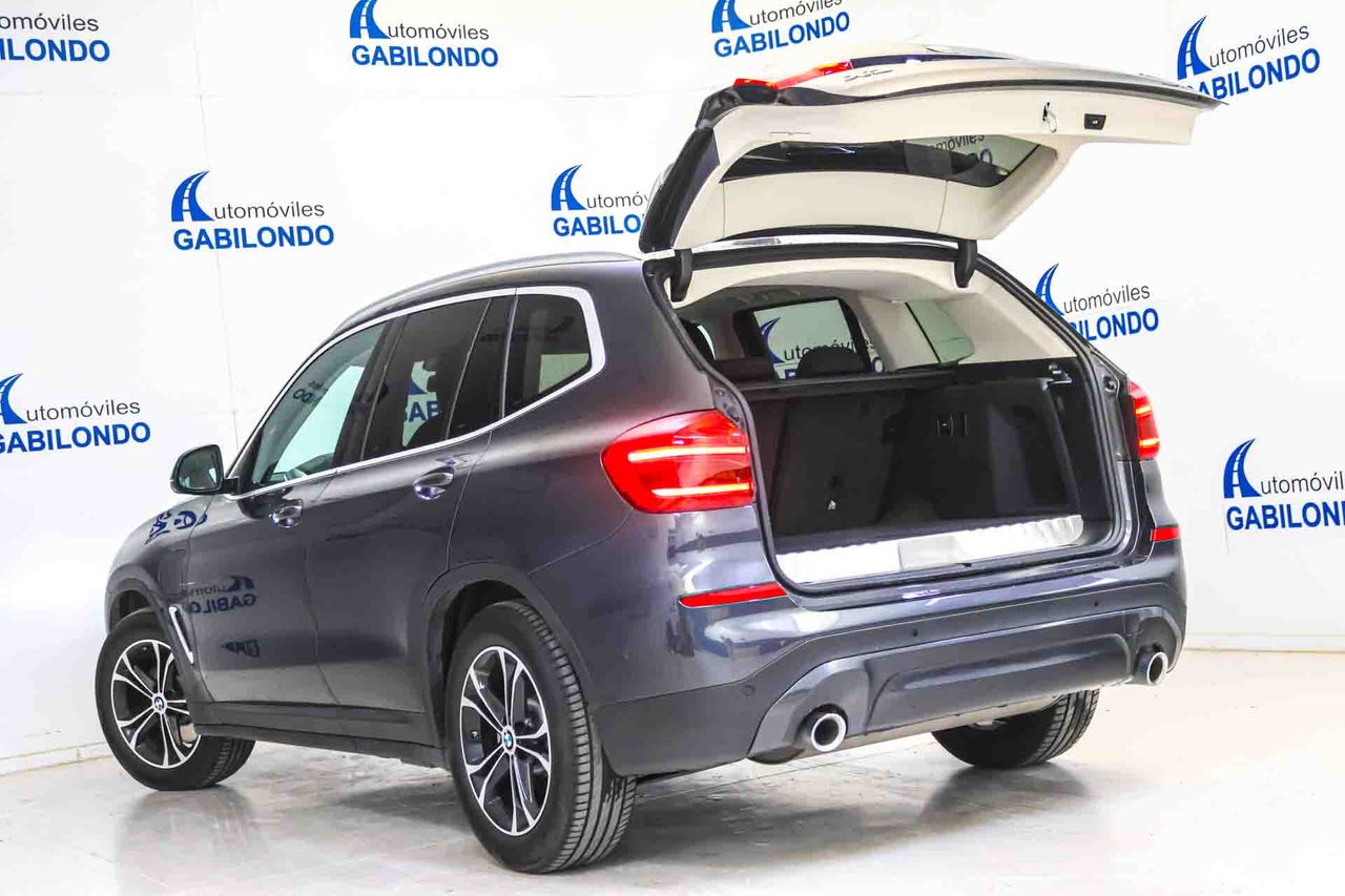 BMW X3 xDrive30e - Foto 24