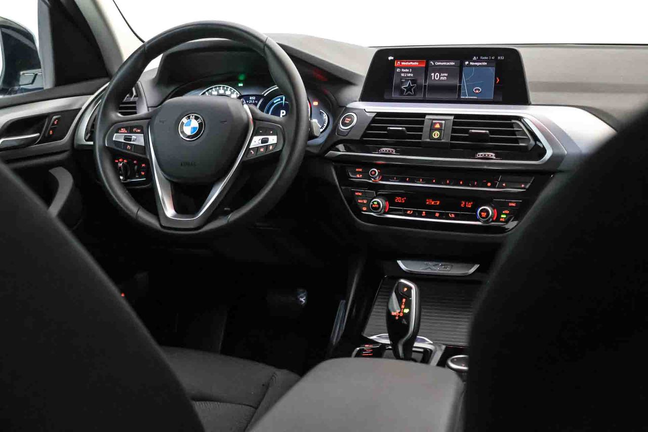 BMW X3 xDrive30e - Foto 36