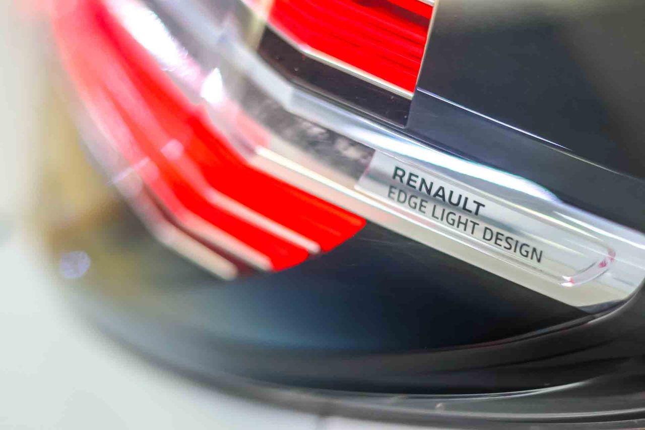 Renault Zoe Business 100kW R135 52kWH Comercial 2 Plazas - Foto 24