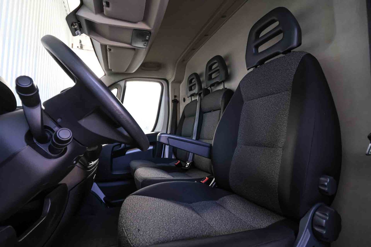 Fiat Ducato 30 L2H2 2.3 Business - Foto 29