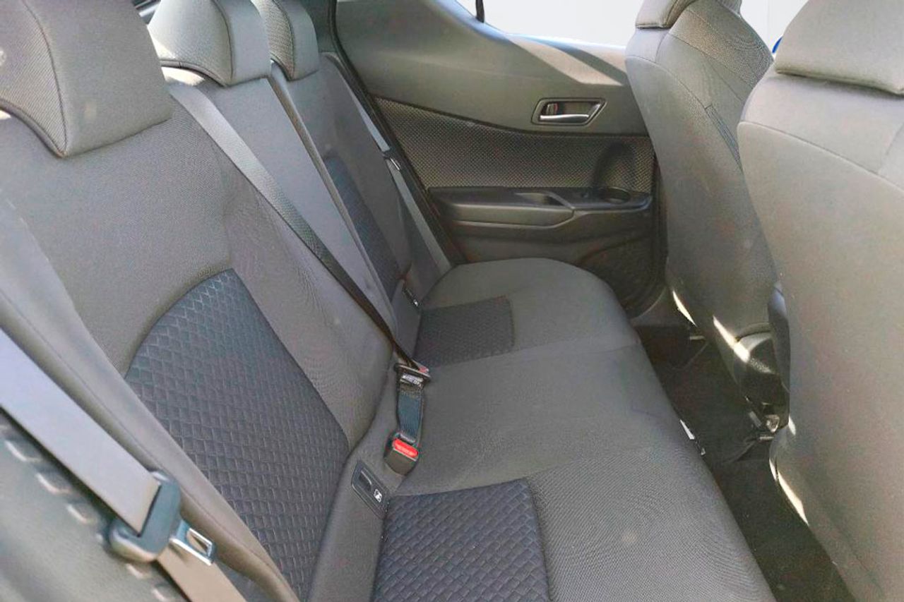 Toyota C-HR 1.8 125H Active - Foto 7