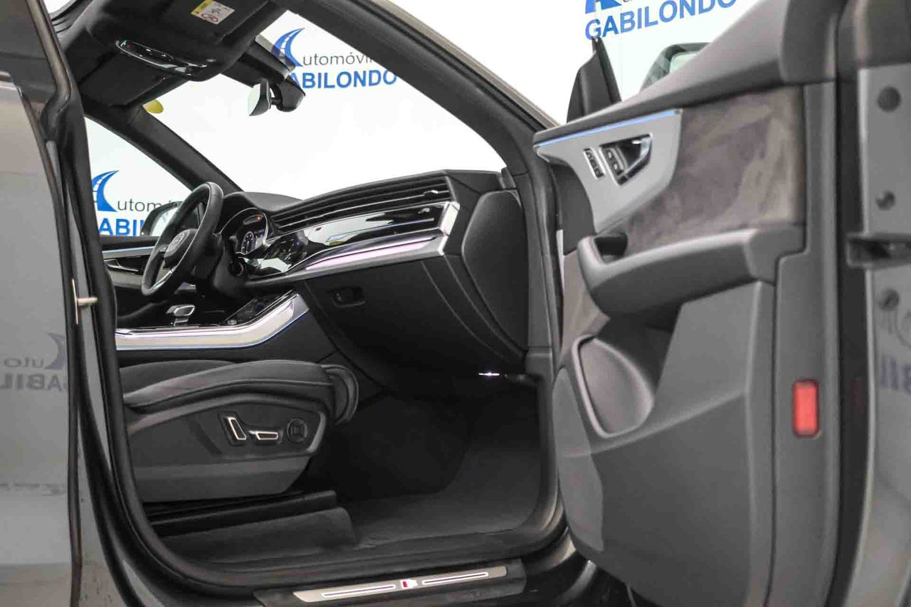 Audi Q8 55 TFSIe 280kW Black Line Pl quattro tip SLine **Techo panorámico** - Foto 59