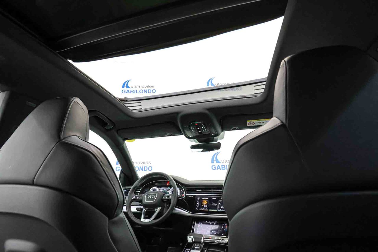 Audi Q8 55 TFSIe 280kW Black Line Pl quattro tip SLine **Techo panorámico** - Foto 61