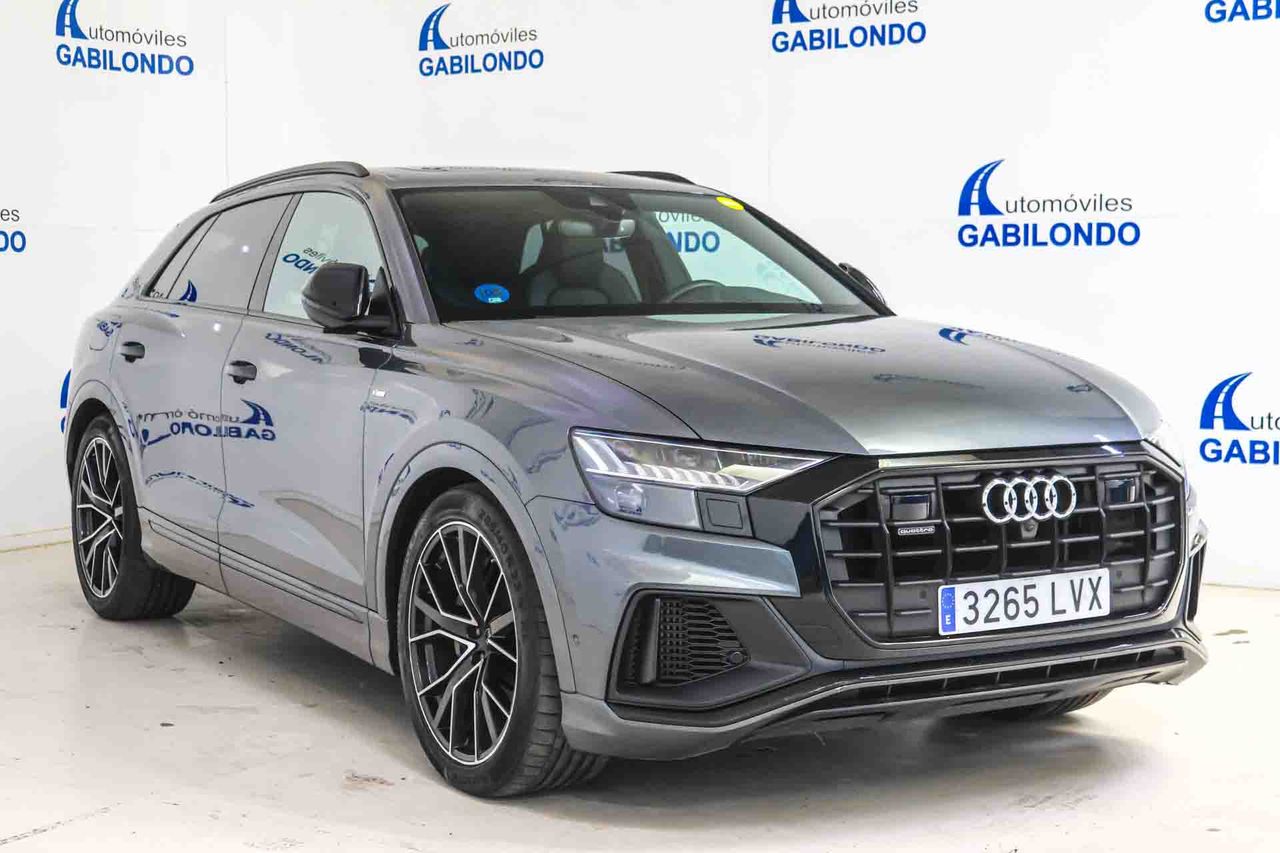 Audi Q8 55 TFSIe 280kW Black Line Pl quattro tip SLine **Techo panorámico** - Foto 4