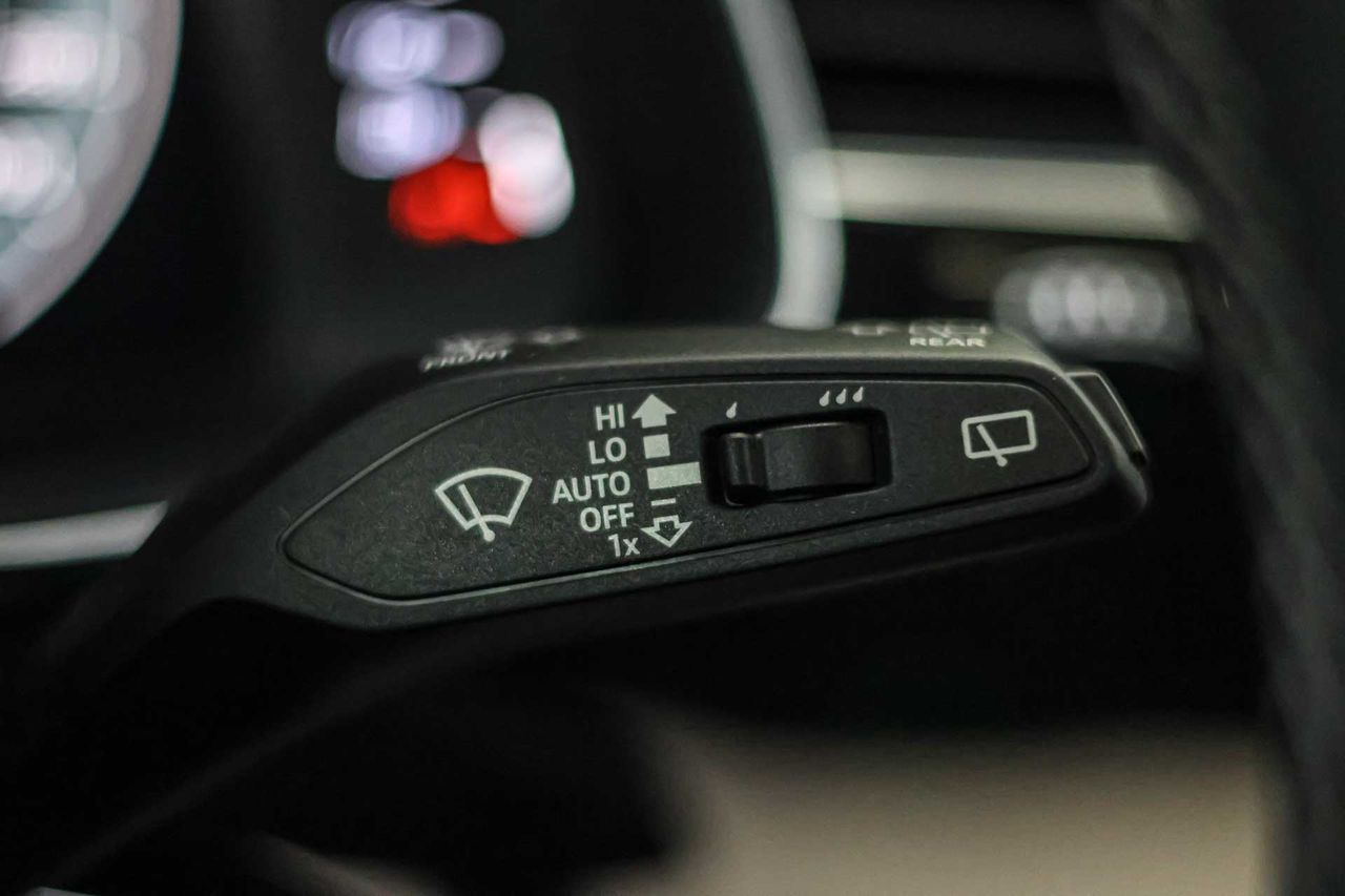 Audi Q8 55 TFSIe 280kW Black Line Pl quattro tip SLine **Techo panorámico** - Foto 48