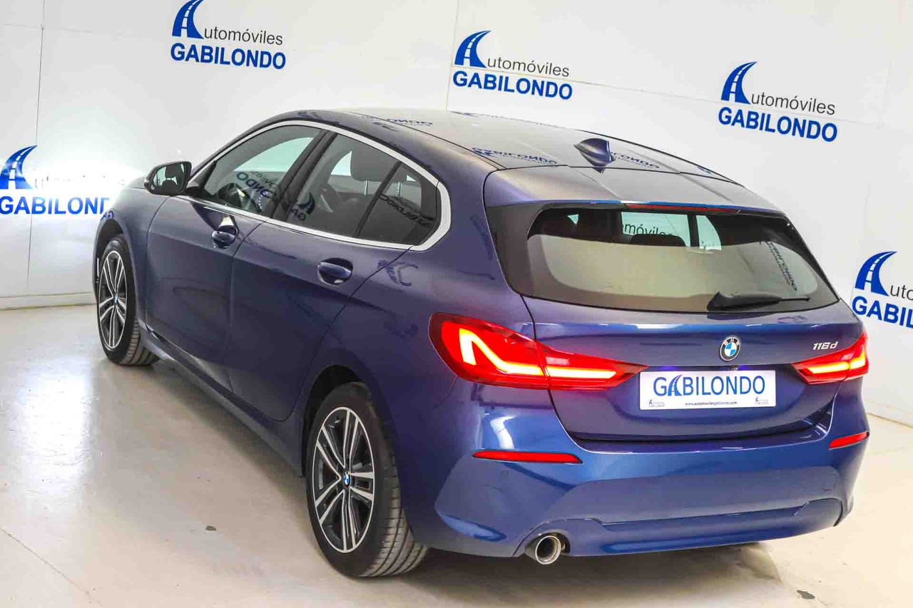 BMW Serie 1 116d Business Design - Foto 15