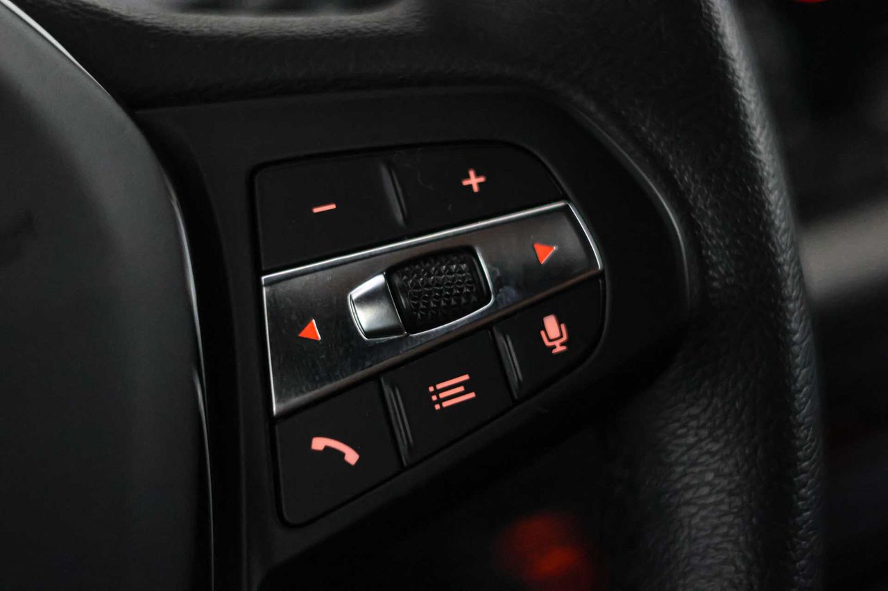 BMW Serie 1 116d Business Design - Foto 39
