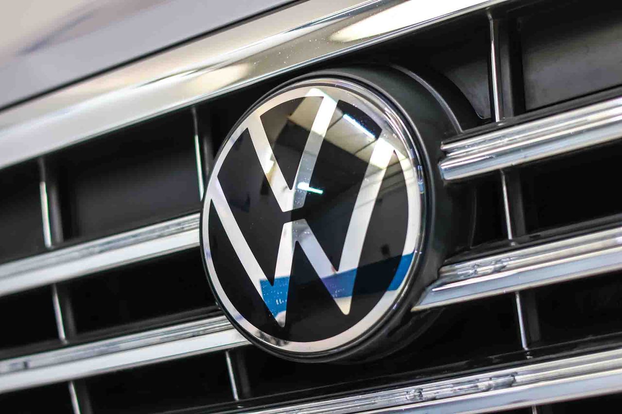 Volkswagen Touareg R-Line 3.0 V6 TDI 170kW Tip 4M **Techo solar** - Foto 11