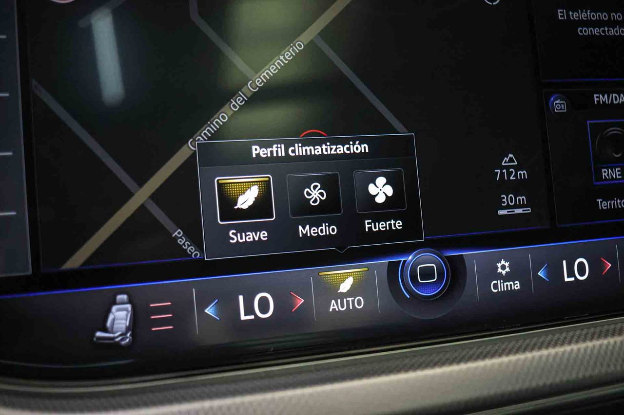Volkswagen Touareg R-Line 3.0 V6 TDI 170kW Tip 4M **Techo solar** - Foto 62