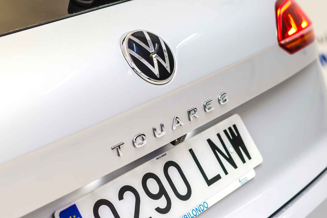 Volkswagen Touareg R-Line 3.0 V6 TDI 170kW Tip 4M **Techo solar** - Foto 12