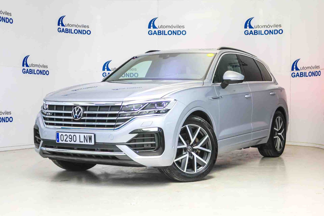 Volkswagen Touareg R-Line 3.0 V6 TDI 170kW Tip 4M **Techo solar** - Foto 9