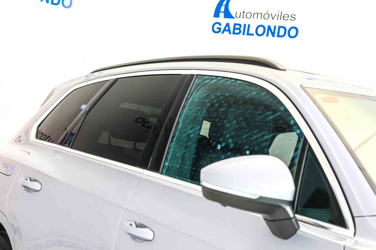 Volkswagen Touareg R-Line 3.0 V6 TDI 170kW Tip 4M **Techo solar** - Foto 23