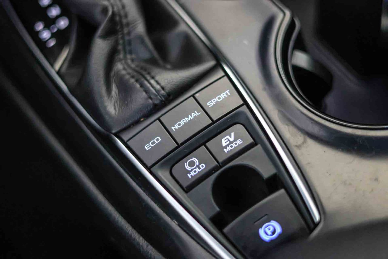 Toyota Camry 2.5 220H Advance - Foto 42