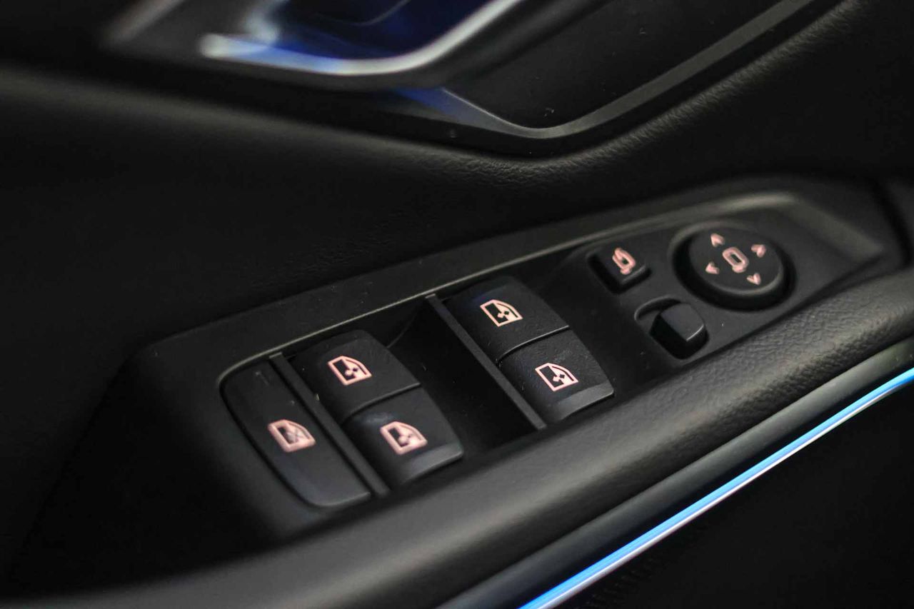 BMW Serie 3 318d Touring Auto - Foto 32