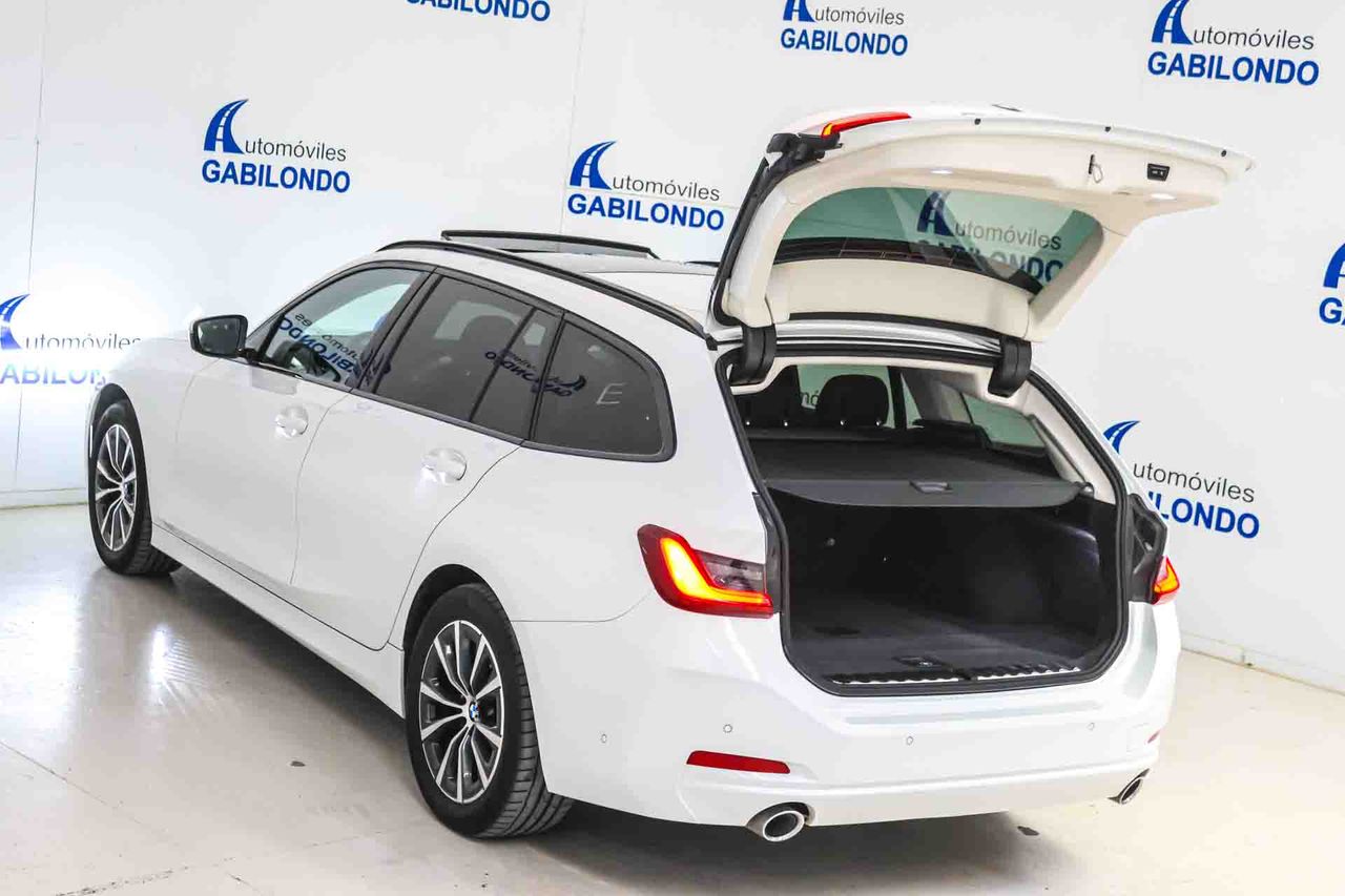 BMW Serie 3 318d Touring Auto - Foto 22