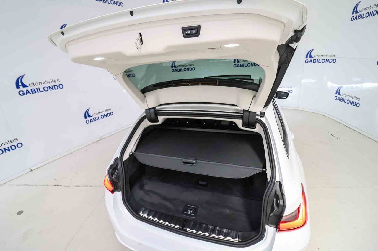 BMW Serie 3 318d Touring Auto - Foto 54