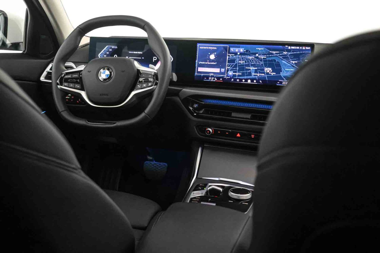 BMW Serie 3 318d Touring Auto - Foto 33