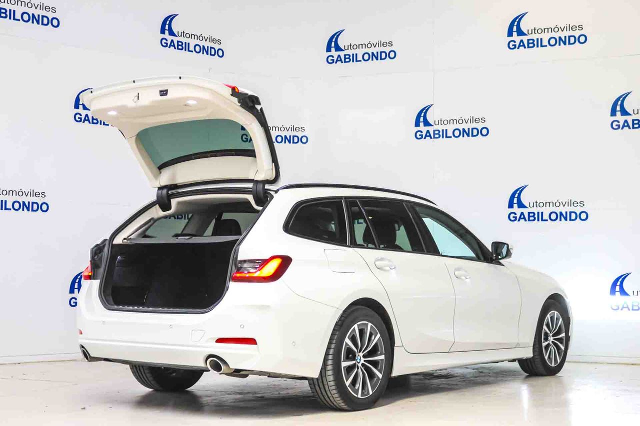 BMW Serie 3 318d Touring Auto - Foto 18